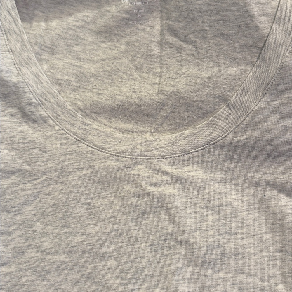 Old Navy Light Gray Short Sleeve maternity Tee M - Picture 7 of 7